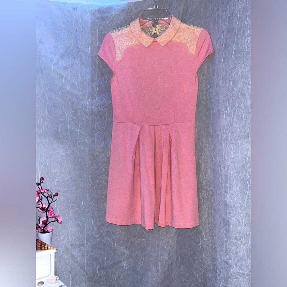 Pink Lace Open-Back A-line Dress